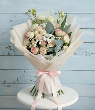 Букет цветов из:  Розы и Лизиантусы #REPLACE_PRED# Никольское Ленинградская область