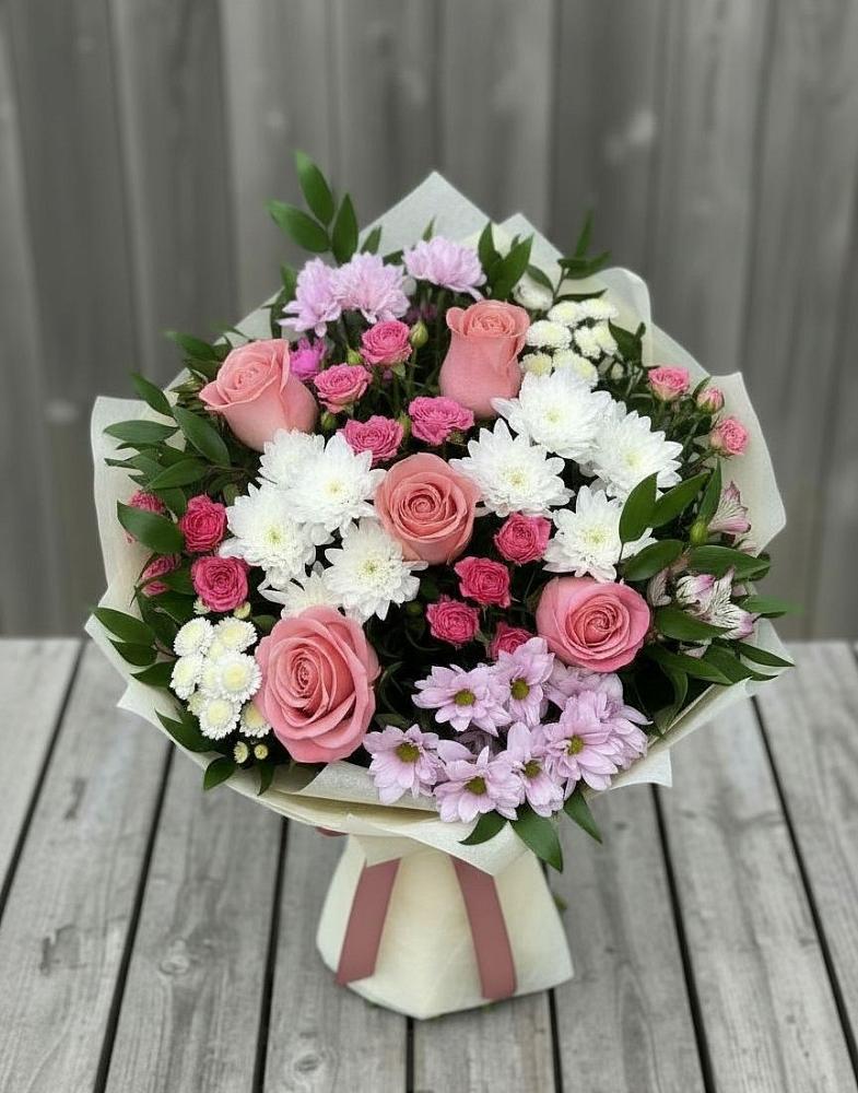 Букет цветов из: Альстромерии, Гвоздики, Розы и Хризантемы в Никольское Ленинградская область