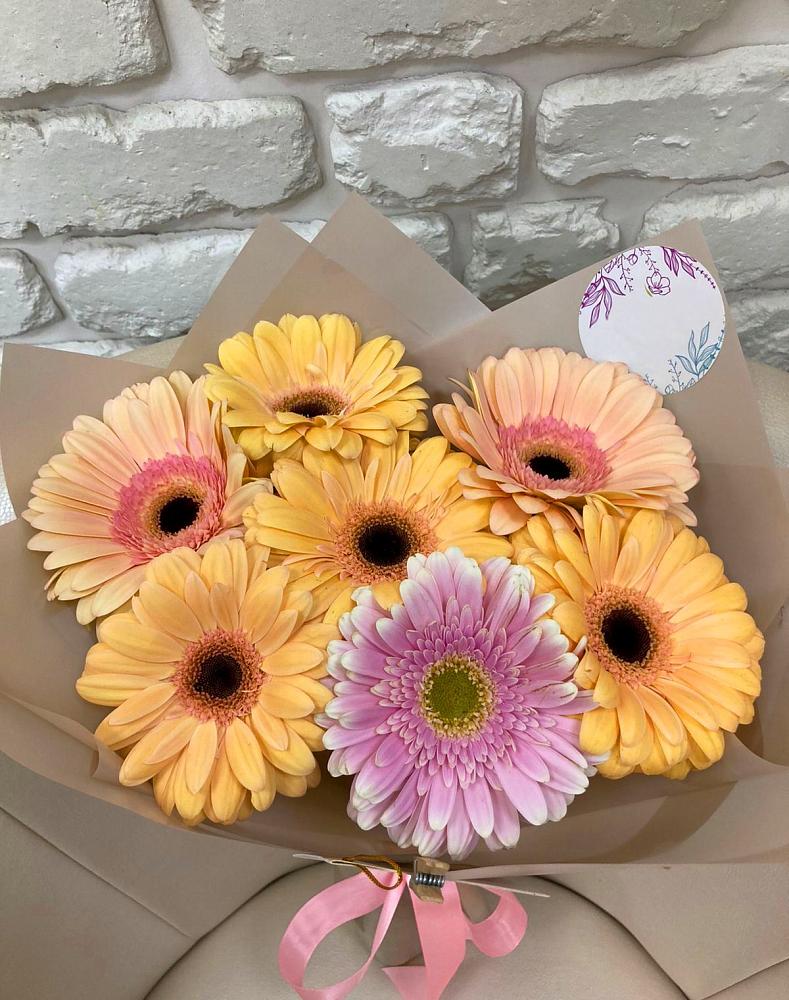 Букет цветов из: Герберы в Никольское Ленинградская область