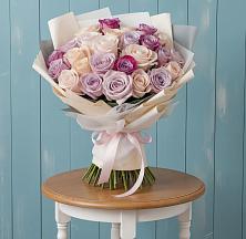 Букет цветов из:  Розы в Никольское Ленинградская область