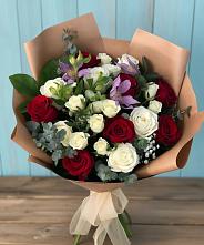 Букет цветов из:  Розы и Альстромерии в Никольское Ленинградская область