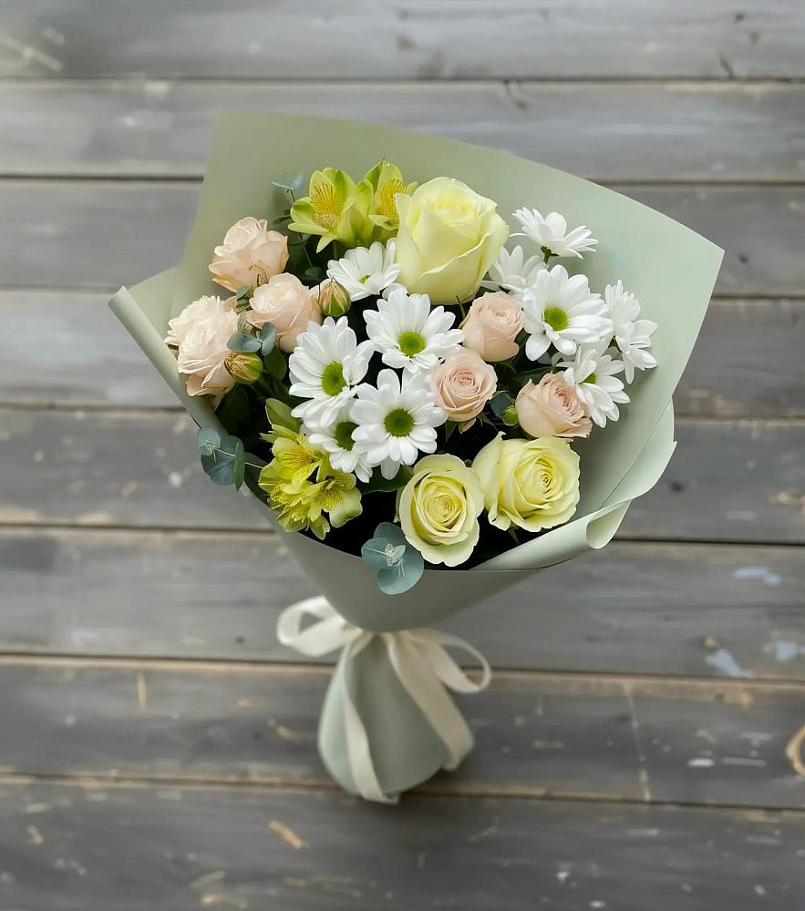 Букет цветов из: Альстромерии, Розы и Хризантемы в Никольское Ленинградская область