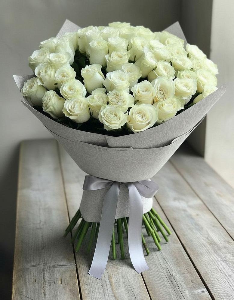 Букет 35 Белых роз в Никольское Ленинградская область