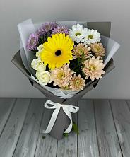 Букет цветов из:  Розы, Герберы и Хризантемы в Никольское Ленинградская область