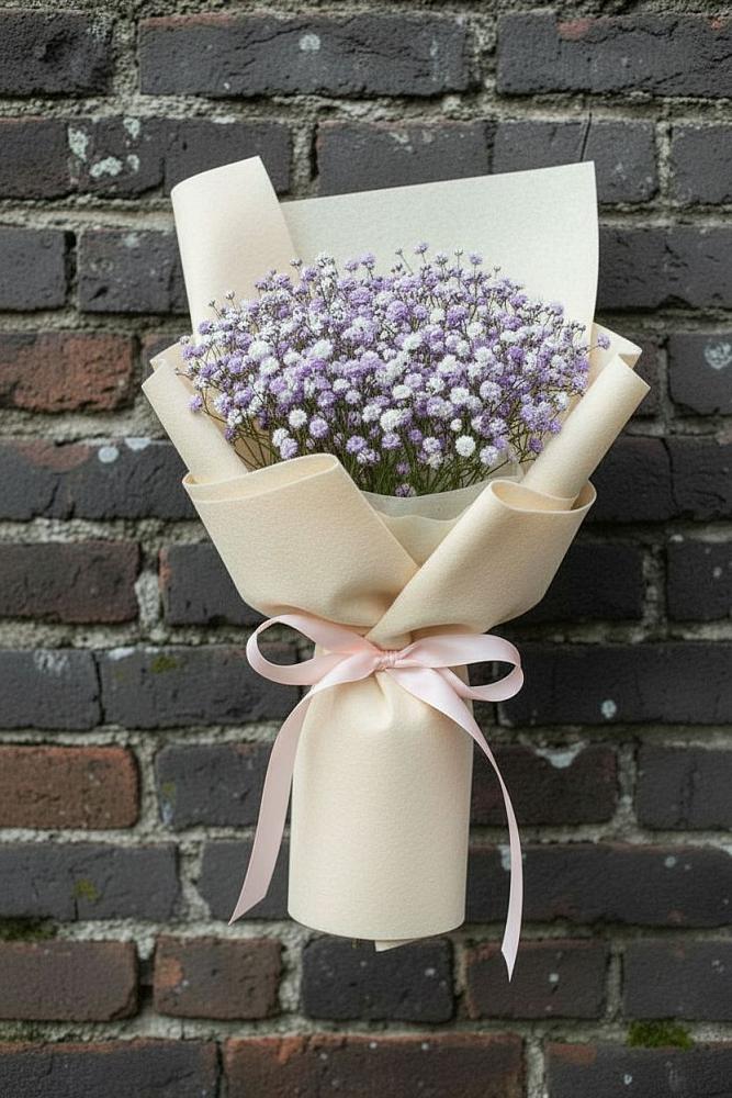 Букет цветов из: Гипсофила в Никольское Ленинградская область