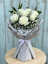 Букет цветов из:  Розы в Никольское Ленинградская область