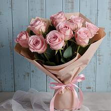 Букет цветов из:  Розы в Никольское Ленинградская область
