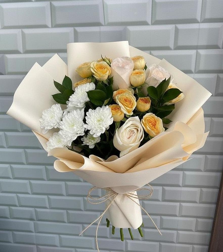 Букет цветов из: Розы и Хризантемы в Никольское Ленинградская область