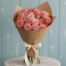 Букет цветов из:  Розы в Никольское Ленинградская область