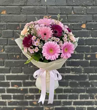 Букет цветов из:  Герберы и Хризантемы в Никольское Ленинградская область