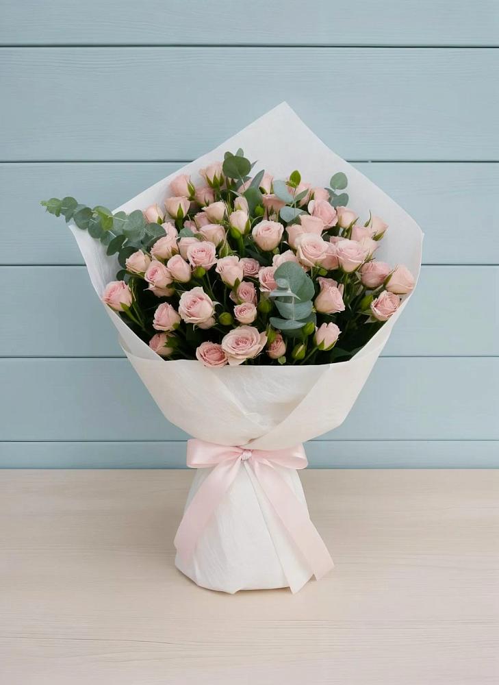 Букет цветов из: Розы в Никольское Ленинградская область