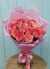 Букет 15 Розовых роз Равель в Никольское Ленинградская область