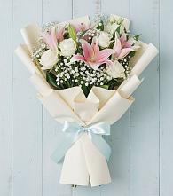 Букет цветов из:  Лилии в Никольское Ленинградская область