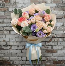 Букет цветов из:  Розы, Лизиантусы и Гвоздики #REPLACE_PRED# Никольское Ленинградская область